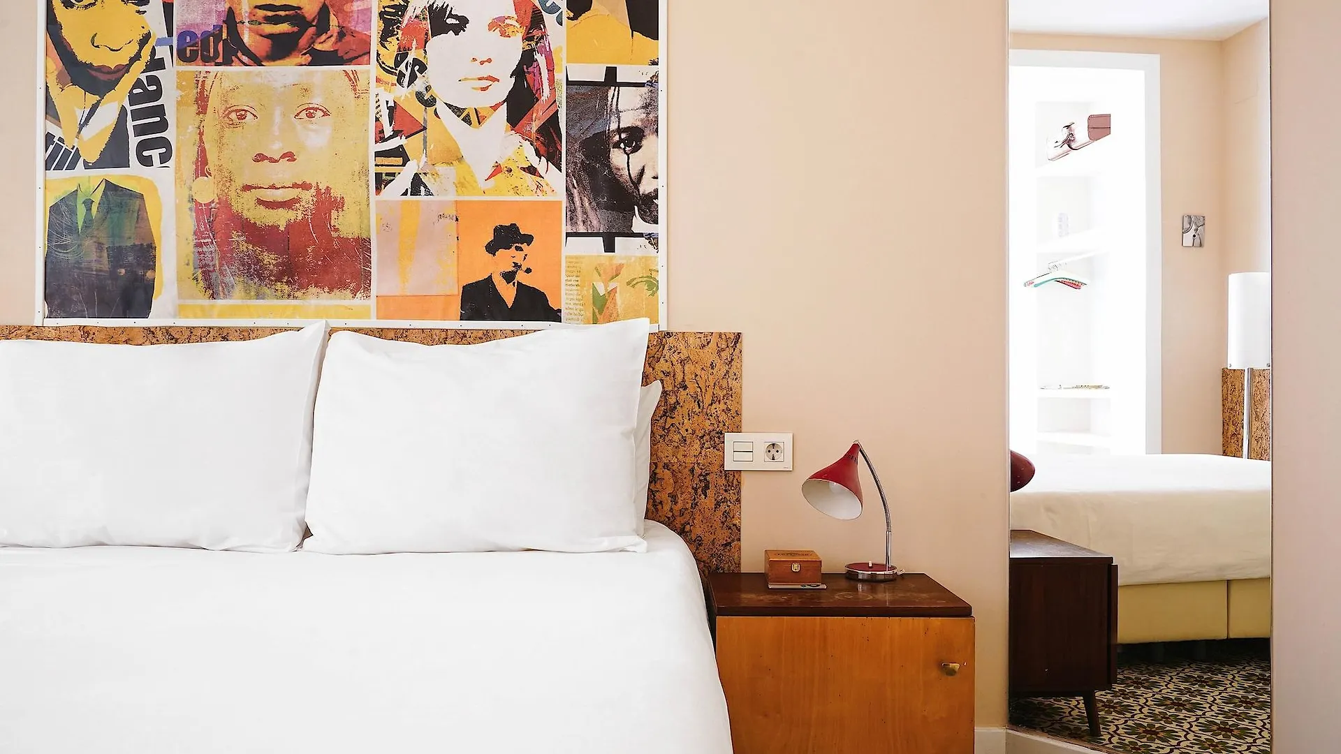 Numa Barcelona Roca Aparthotel