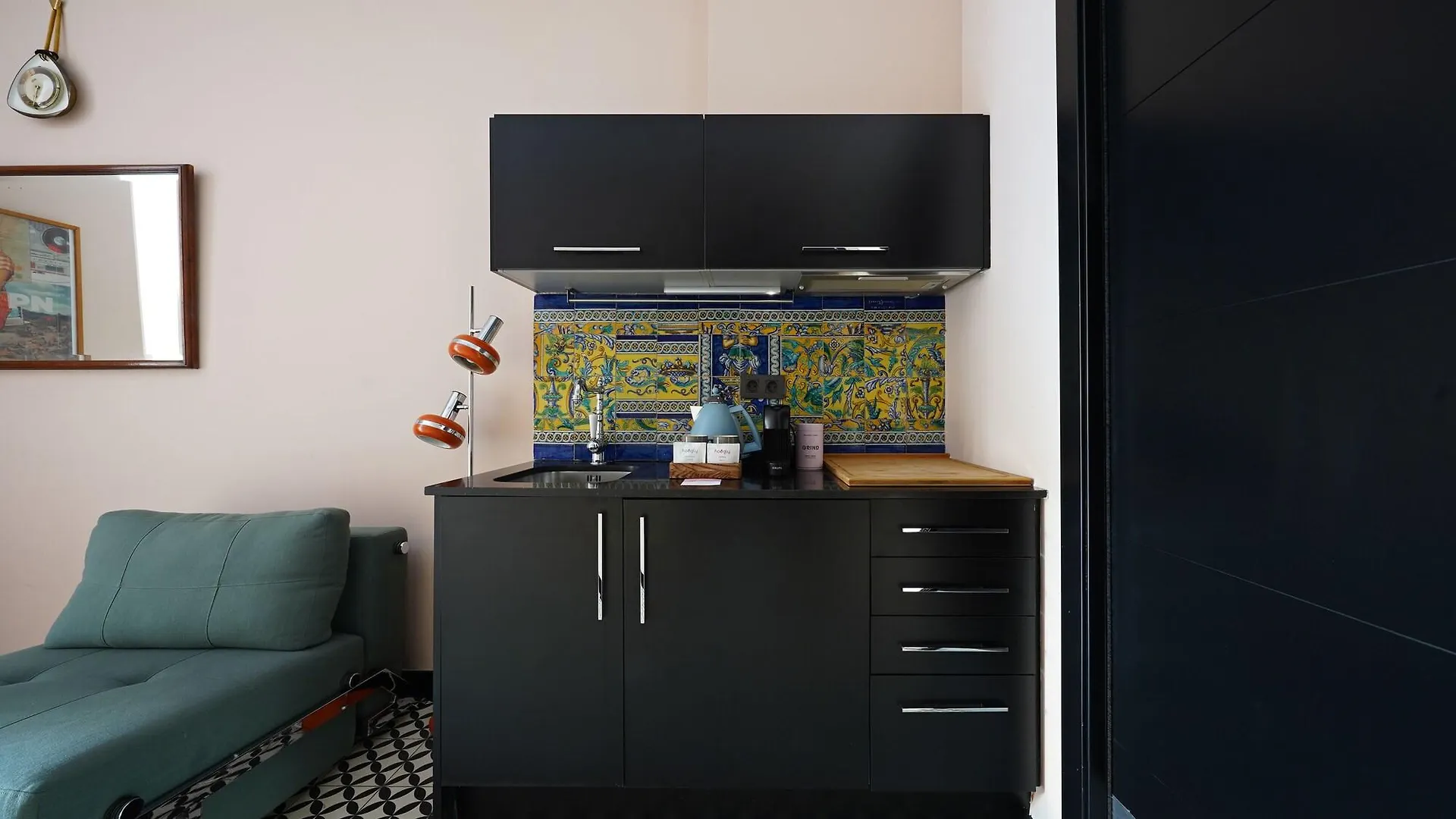 Numa Barcelona Roca Aparthotel