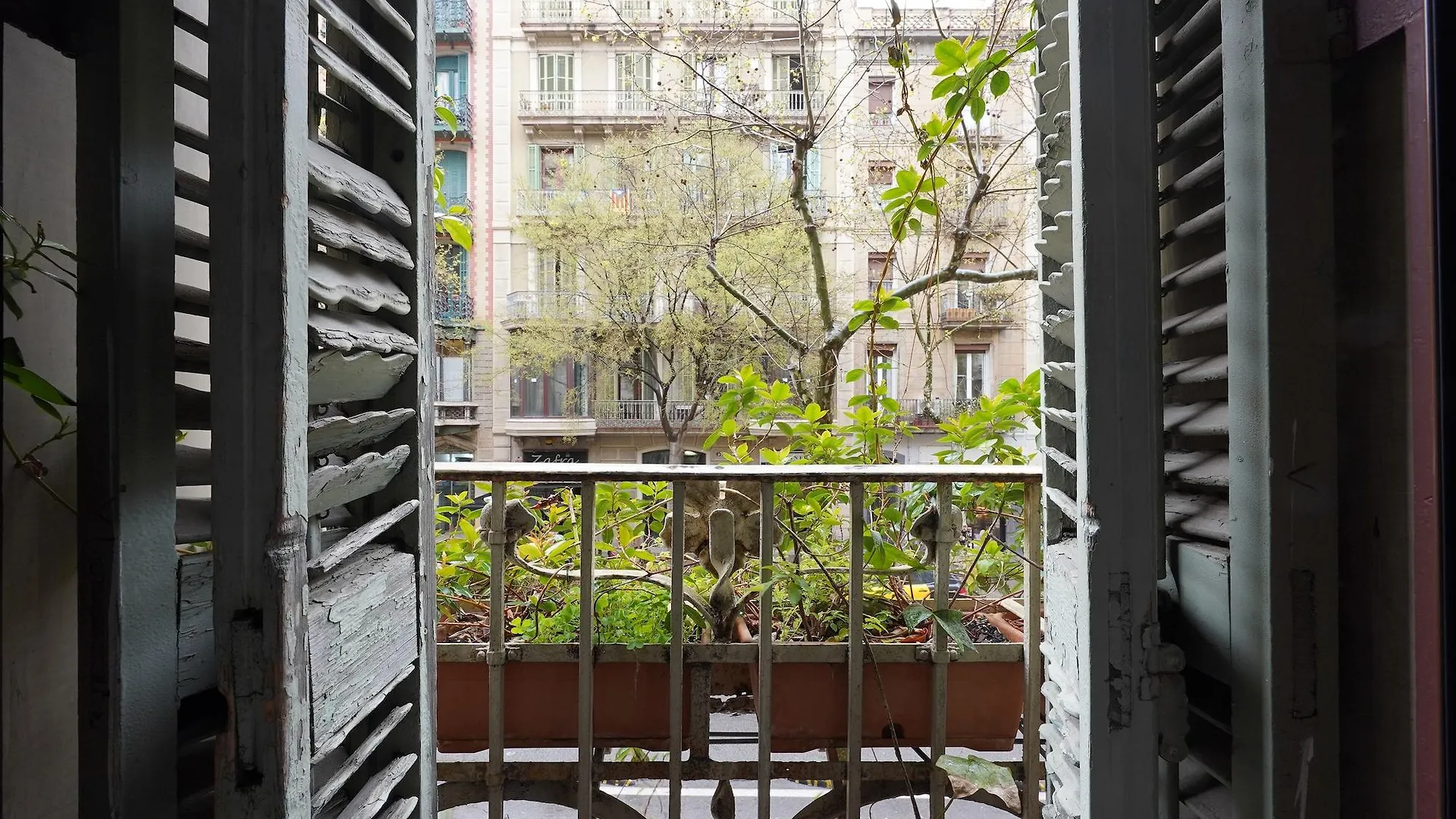 Numa L Roca Rooms & Apartments Barcelona 4*,  Spain