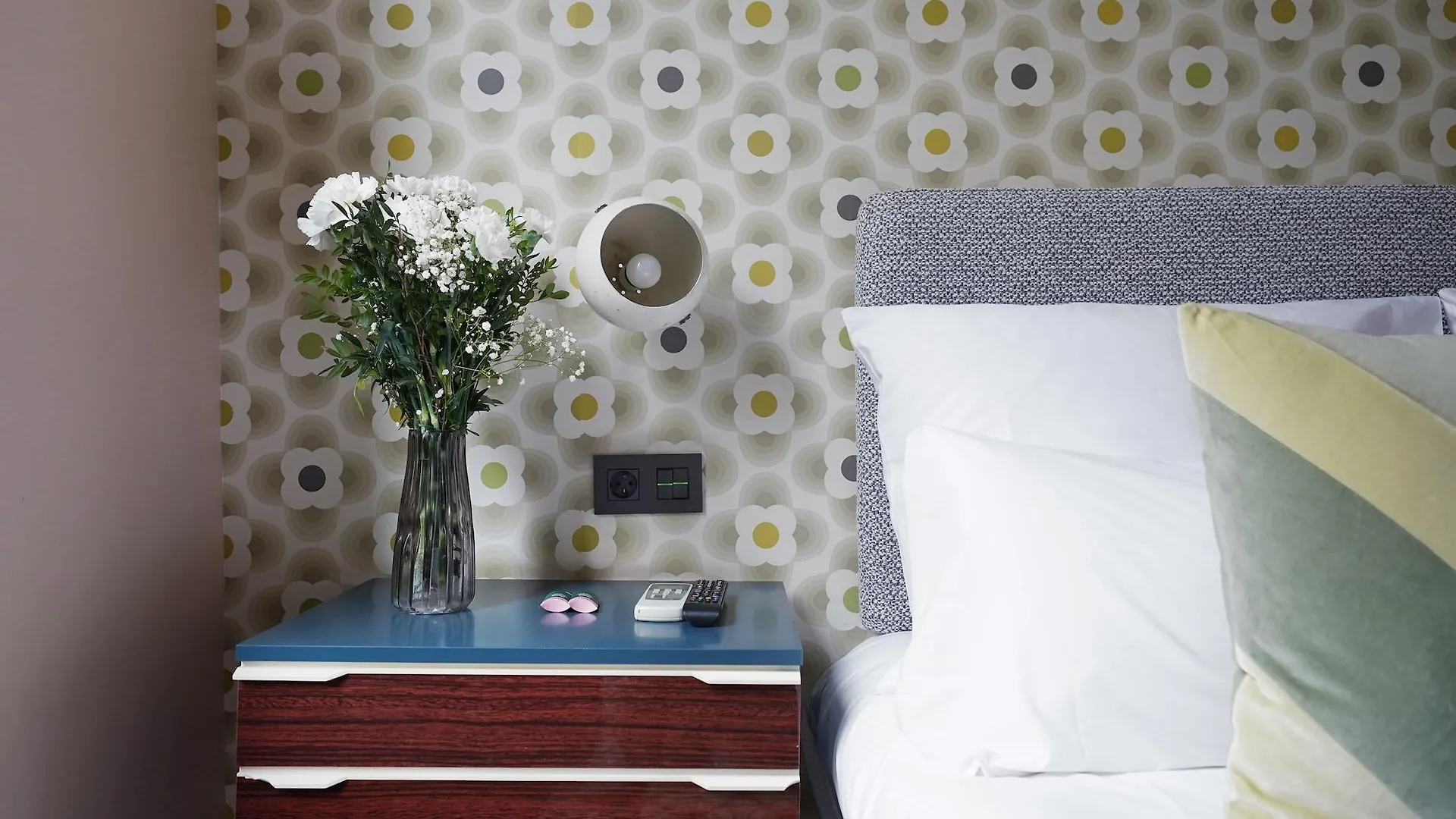 Numa Barcelona Roca Aparthotel