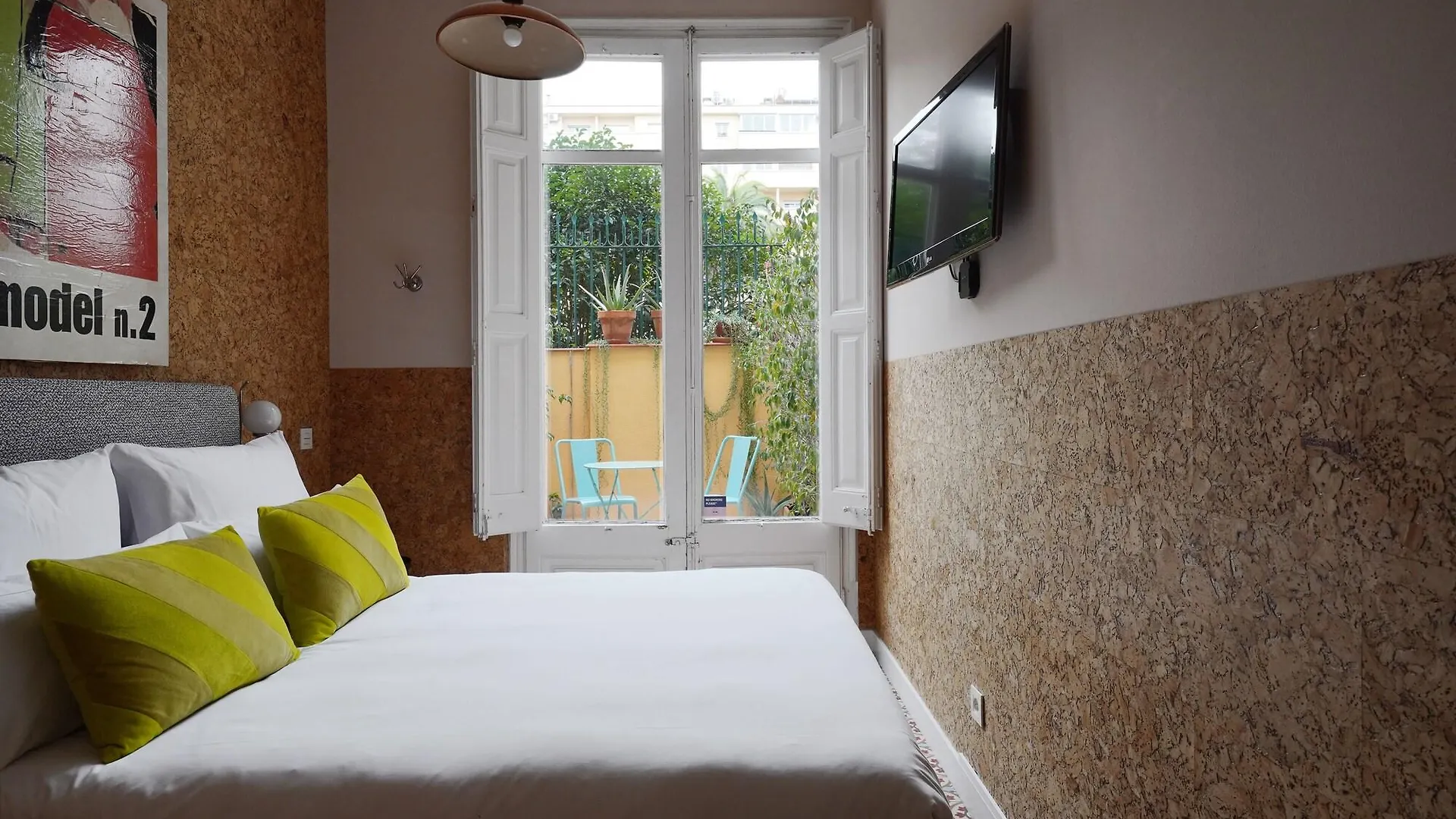 Numa Barcelona Roca Aparthotel